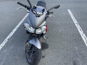 Triumph Street Triple 675R - 4