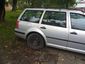 Volskwagen Golf 4 Variant 1,6 benzín - 4