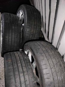 4ks alu disky Mercedes Benz 5x112 R17 pneu 215/45 r17 - 4