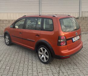 VW Touran CROSS /1,4i Tsi/ xenon/ 179000km/ 6ti kvalt/ - 4