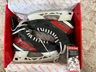 Brusle CCM Jetspeed FT670 - 4