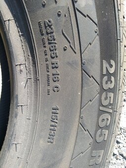 Prodám zimní dodávkové gumy Continental 235/65 R16C - 4