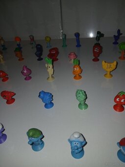 STIKEEZ za 67 figurek dsle fotek - 4