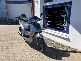 Kymco People S 125 - 4