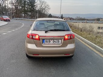 Chevrolet lacetti bez koroze bez investic pěkný stav - 4