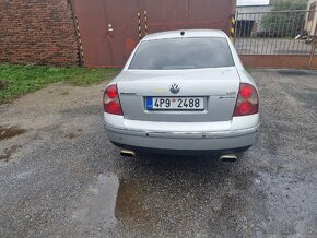 Volkswagen Passat 2.5 tdi 110 kw 4x4 - 4