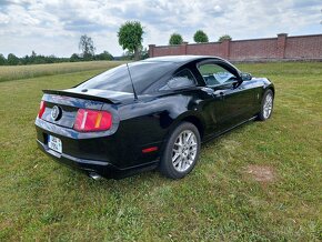 Ford mustang 3.7 v6 227kw - 4