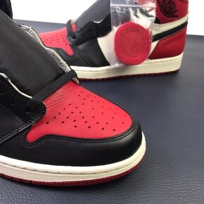 Nike Air Jordan 1 Bred Toe - 4