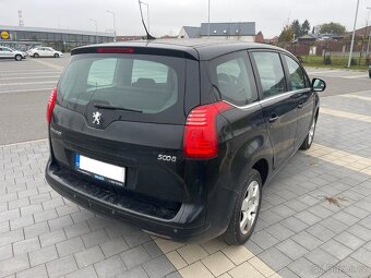 PEUGEOT 5008 1.6HDi 1.MAJITEL - pro všechny na splátky - 4