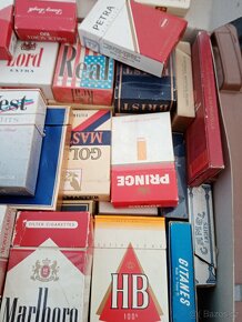 Staré krabičky od cigaret - 4