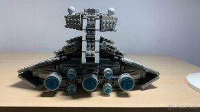 Lego Star Wars Imperial Star Destroyer 75055 (sestaveno) - 4