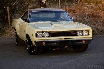 1968 Dodge Coronet R/T - 4