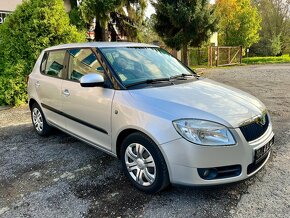 Škoda Fabia 1.4i 63kw 16V KLIMA 2x kola MLHOVKY El. okna - 4