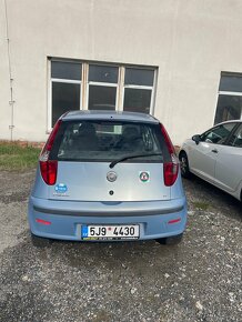 Fiat Punto 1.4 - 4