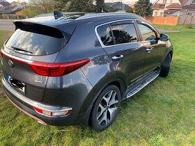 Kia Sportage 2,0 CRDi 136Kw GT LineAWD - 4