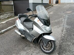 Aprilia Atlantic 500 - 4