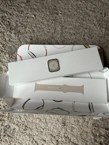 Apple Watch S8 45 mm GPS - 4