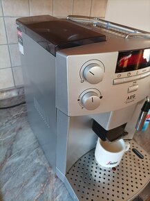 automatický kávovar AEG Caffe Grande - 4