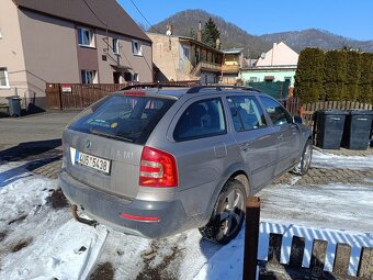 Škoda Octavia Scout 2.0tdi - 4