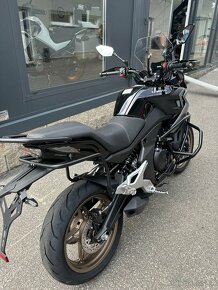 CF MOTO 700MT Premium (možnost A2) - 4