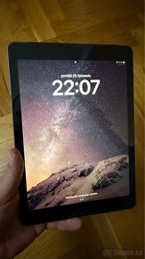 Apple iPad 9,7” 6.generace cellular - 4