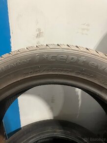 Hankook winter 205/55R17 - 4