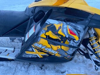 Ski doo mxz 550F r.v 2006 - 4