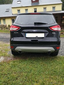 FORD KUGA BENZÍN 1.6 VÝKON 110KW STK 2026/9 SERVISOVÁNO - 4