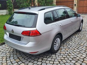 VOLKSWAGEN GOLF 1.6 TDI SERVISNÍ KNIHA, DPH, NAVI, KRÁSNÝ. - 4