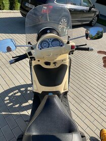 Piaggio Beverly 250ie,16.5KW,1 MAJITEL,R.V.2008 - 4