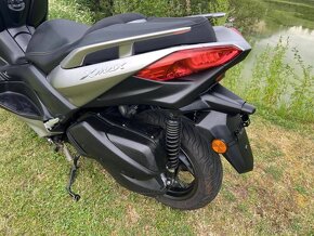 Yamaha X-Max 300 - 4