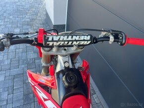 Honda CRF 250R - 4