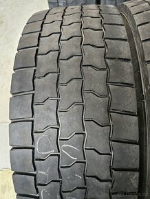 Nákladní pneu 315/70R22,5 záběrové - 4