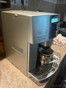 Kávovar DeLonghi MAGNIFICA 3500.s - 4