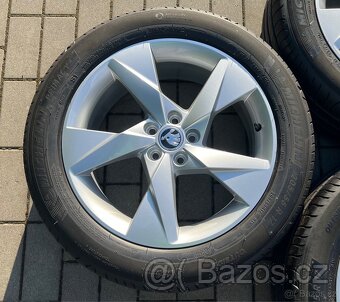 Kamiq - 17" Volans + letní 205/55 R17 Michelin 95% - 4