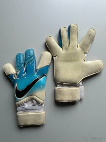 použité brankářské rukavice Uhlsport / Nike - 4