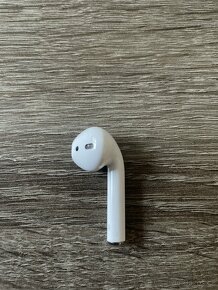 Apple airpods - 4