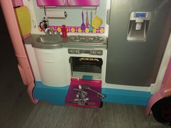 Barbie karavan snů se skluzavkou - 4