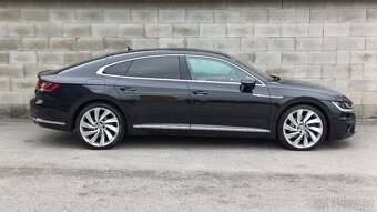 VW Arteon R-LINE 2.0 TSI 200kW -1.maj-koup.ČR-DPH-PANORAMA - 4