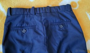 Společenské kalhoty HM vel. 122 (6-7 let) - 4