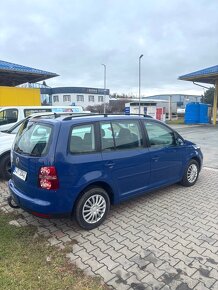 Volkswagen Touran 2.0TDi 103kW 2008 bez koroze - 4