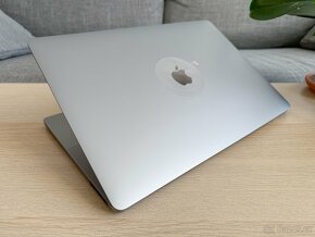 Apple MacBook Pro 16" (2019) - i7 2,60GHz, 16GB, 512GB, 5300 - 4
