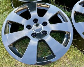 Alu Audi A3 6,5jx16 ET50 5x112 - 4