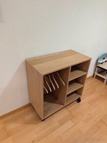 Montessori šatní skříň pro děti - 4