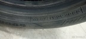 225/60 R17 - 4