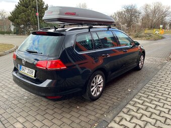 Volkswagen Golf 2.0 TDi Lounge - 4