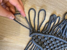 Dekorace macrame nad postel, nad dveře, ruční výroba, boho - 4