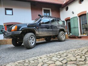 JEEP Grand Cherokee ZJ 5.9 V8 benzín - 4