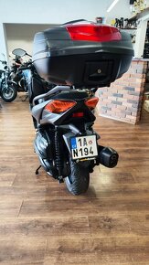 Yamaha X-Max 400 - 4