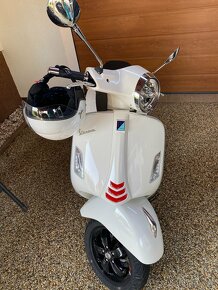 Piaggio Vespa GTS super300 - 4